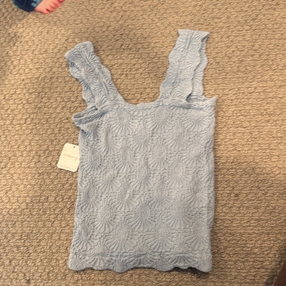 Free people intimately tank in powder blue. Size M/L - Picture 4 of 4